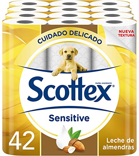 Descuento para el paquete de 42 rollos de papel higiénico Scottex Sensitive con leche de almendras