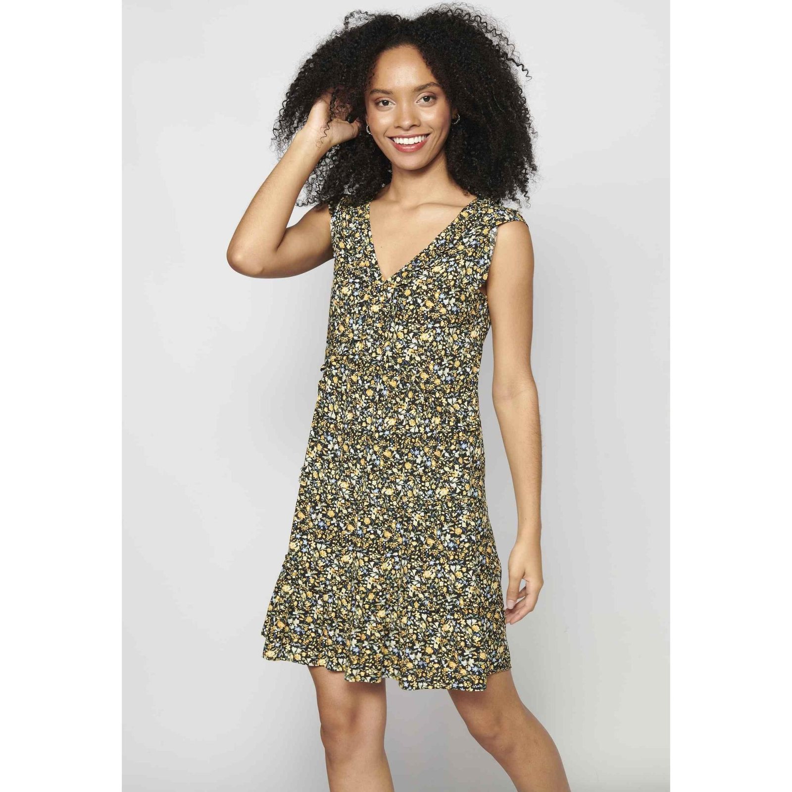 Oferta loca para este vestido de volantes y estampado floral