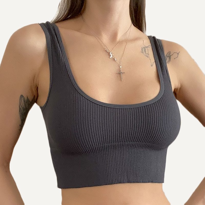 ¡Aprovecha el precio inigualable en estos elegantes tirantes y acanalado para mujer!