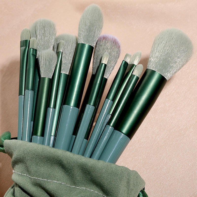 ¡Aprovecha antes de que se acaben! Juego de 13 brochas de maquillaje, ¡déjate impresionar por tu nueva belleza!