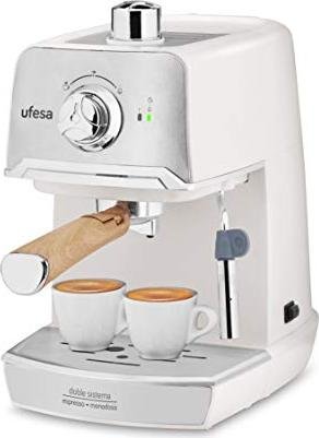 ¡Aprovecha el nuevo descuento en la cafetera Ufesa! Disfruta de un café perfecto con vaporizador orientable y versatilidad para café molido o monodosis. ¡No te lo pierdas!