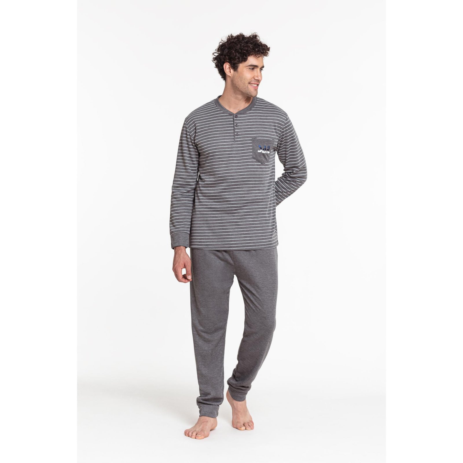 Oferta exclusiva: Ahorra en este pijama completo de algodón para hombre