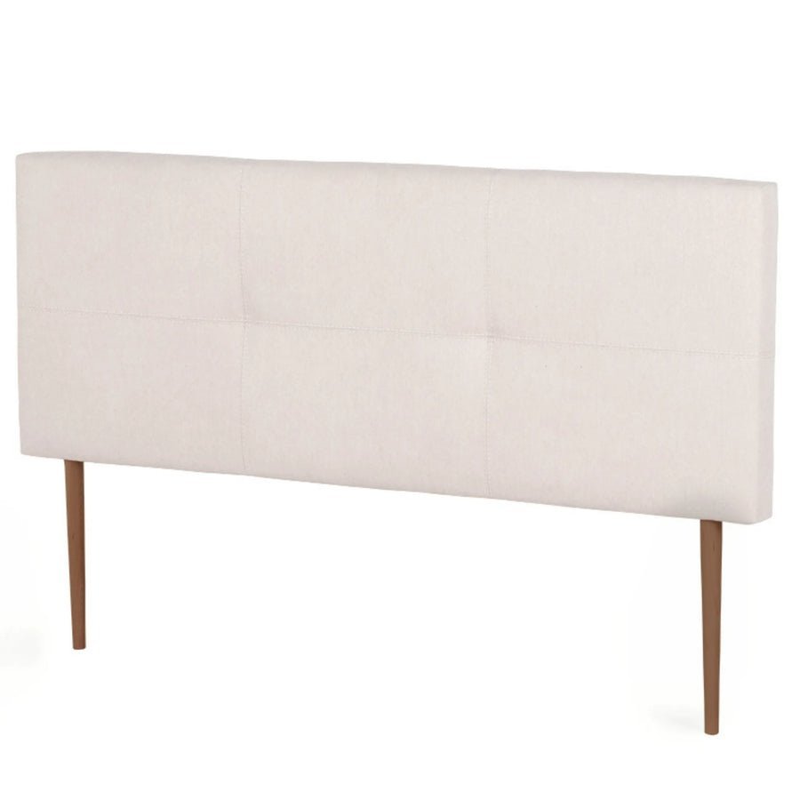 ¡Aprovecha este descuento online único para adquirir el sofisticado cabecero Carmen Beige de 120x140cm con detalle de botones y elegantes patas de madera!