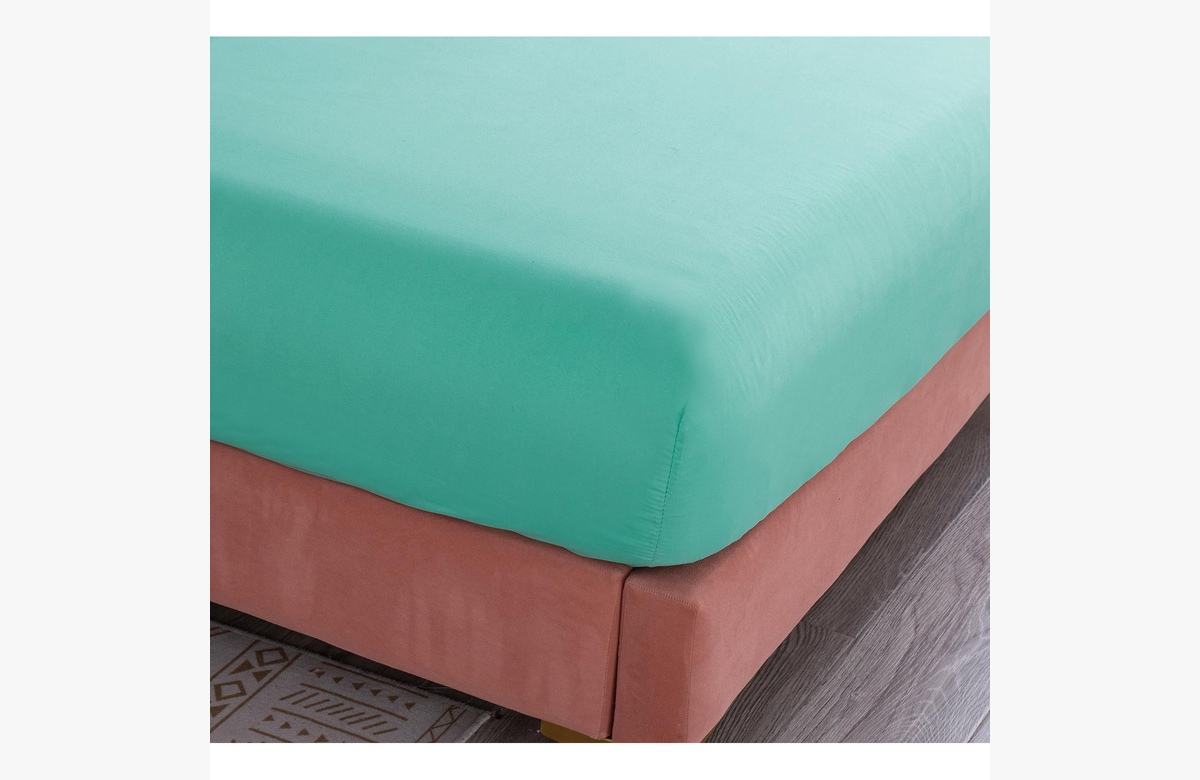 ¡Duerme como nunca antes! Descuentos en sábanas bajeras de microfibra cepillada.