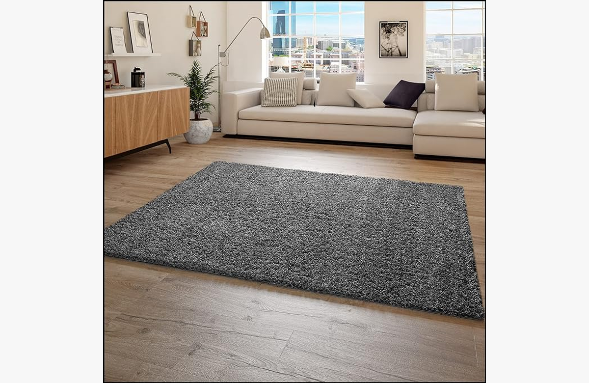 ¡Dale vida a tu hogar con esta increíble alfombra de pelo largo y crea un ambiente acogedor en tu salón!