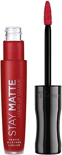 ¡Consigue labios impecables todo el día con el irrestible labial Rimmel Stay Matte!