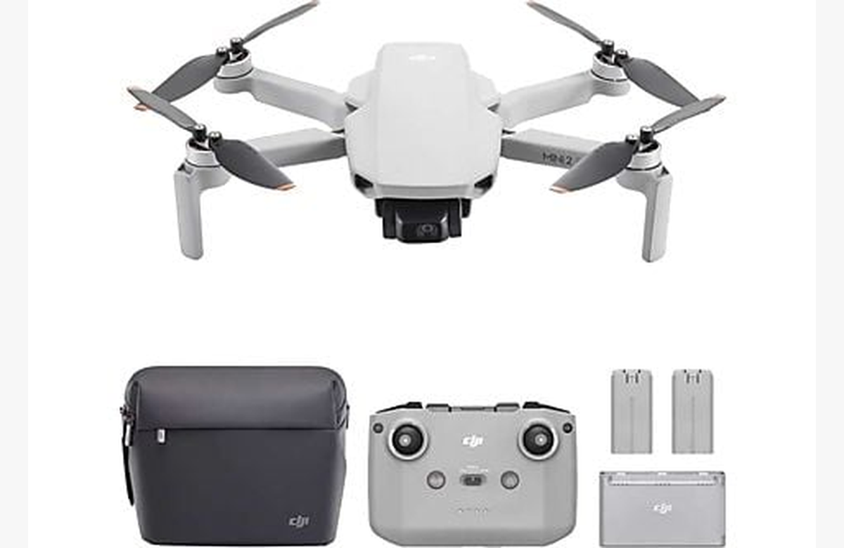 ¡Aprovecha el increíble descuento del Black Friday para el Drone DJI Mini 2 SE Fly More Combo con 31min de autonomía y cámara integrada!