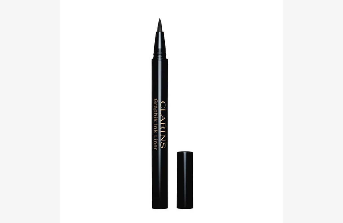 ¡Resalta tu mirada! Descuento exclusivo en el Delineador de ojos Clarins Graphick Ink Liner