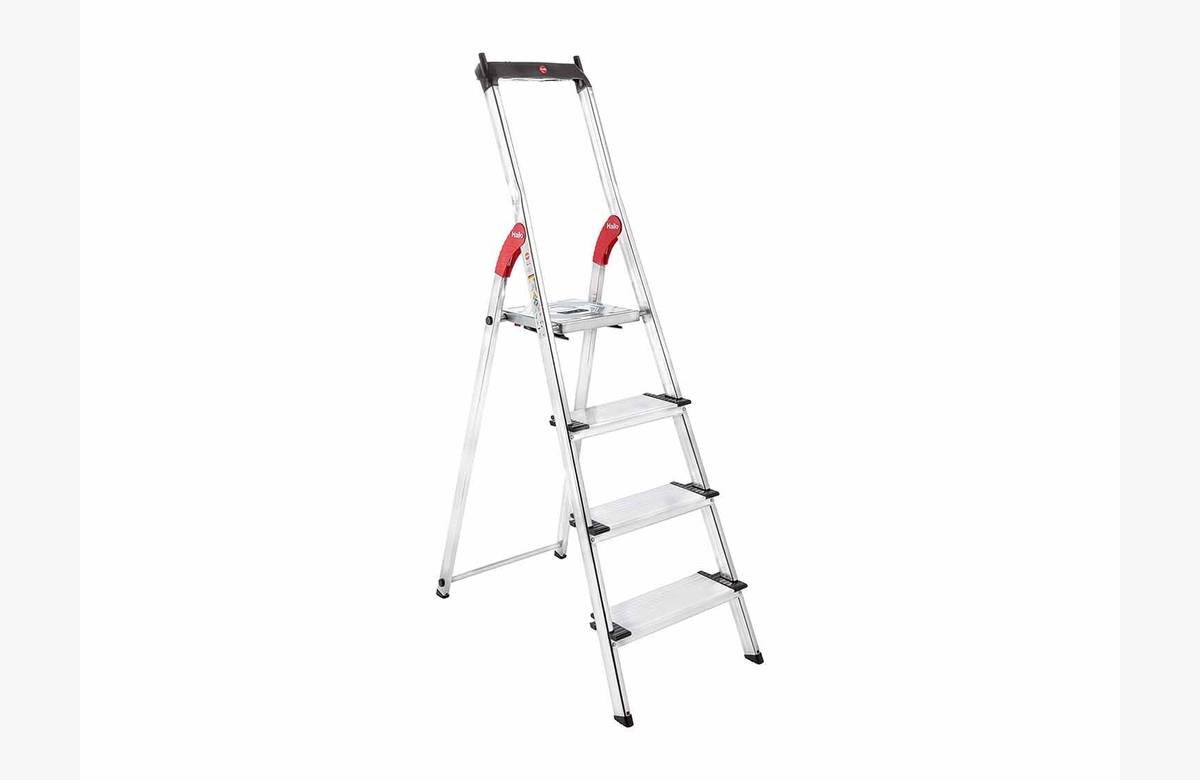 ¡Ahorra un 50% en la Hailo Escalera de tijera de aluminio y alcanza nuevas alturas ahora!