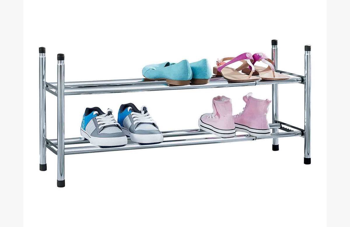 ¡Organiza tus zapatos como nunca antes con este chollazo! Estantería con descuento brutal que no puedes dejar pasar. Aprovecha ahora esta oferta increíble y mantén tus zapatos organizados de forma única.