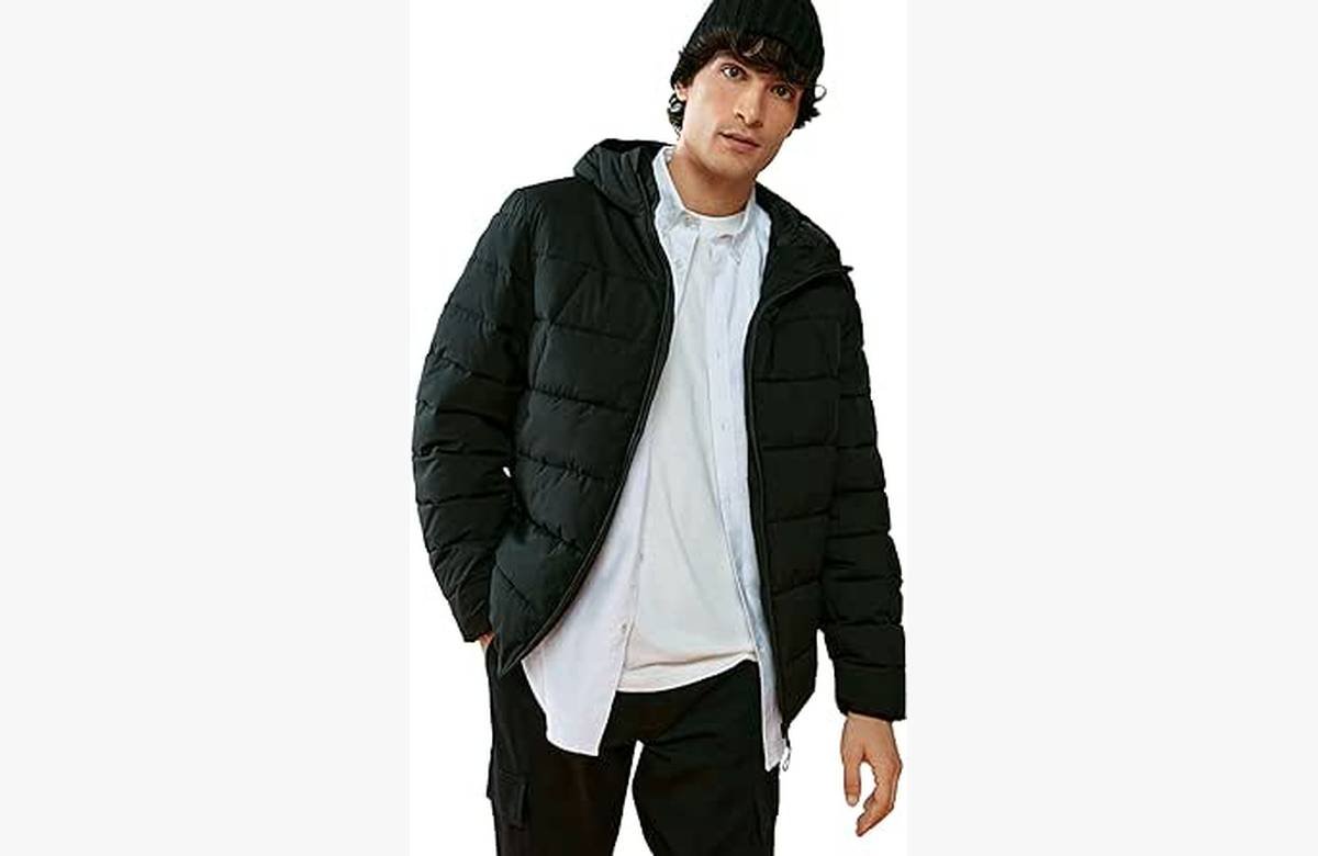 ¡No dejes escapar el Springfield Abrigo para Hombre! ¡Precio insólito y descuento asombroso en esta oportunidad única!