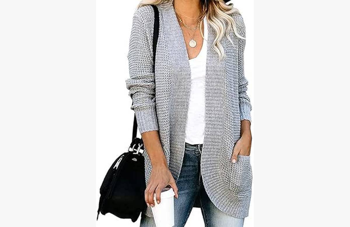 ¡Vence al invierno con estilo! Cárdigan de punto con 30% de descuento.