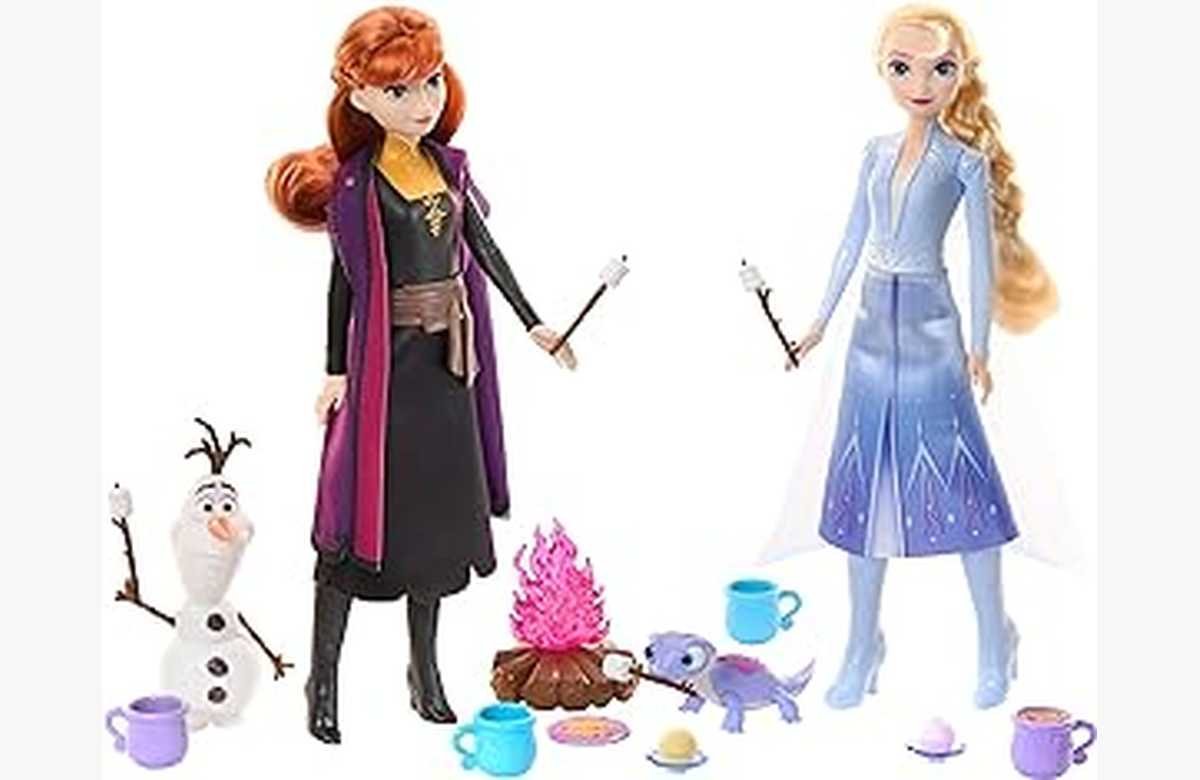 ¡Descubre la magia del bosque con Frozen! ¡Pack de aventura: 2 muñecas y 12 accesorios de acampada!