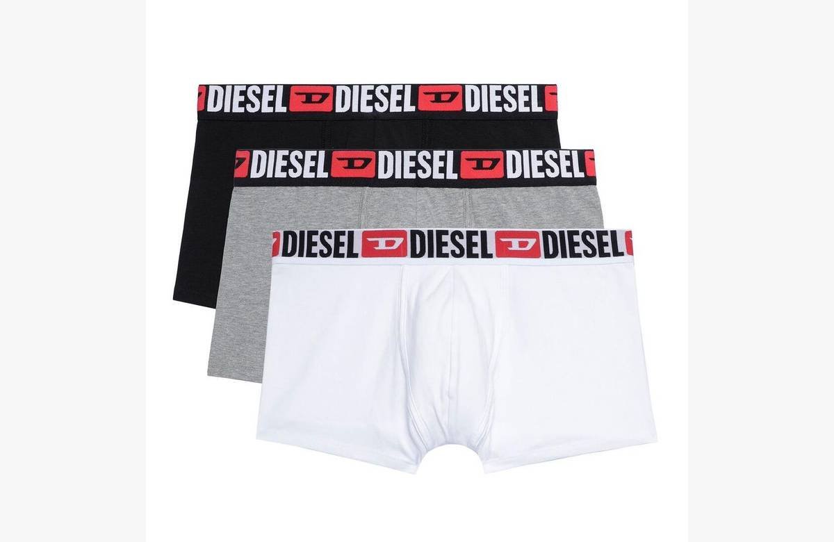 ¡No dejes escapar este increíble chollo! Pack de 3 Boxers Diesel para hombre a precio de ganga, ¡compra ahora mismo!