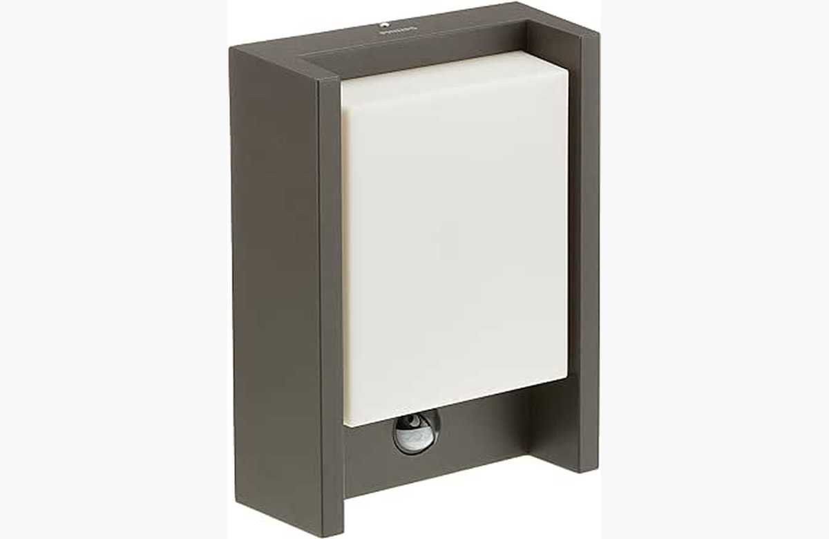 ¡Descubre la elegancia en tu jardín con el aplique Philips myGarden Arbour! Ilumina tu exterior con estilo y seguridad. ¡Oferta limitada con sensor de movimiento!