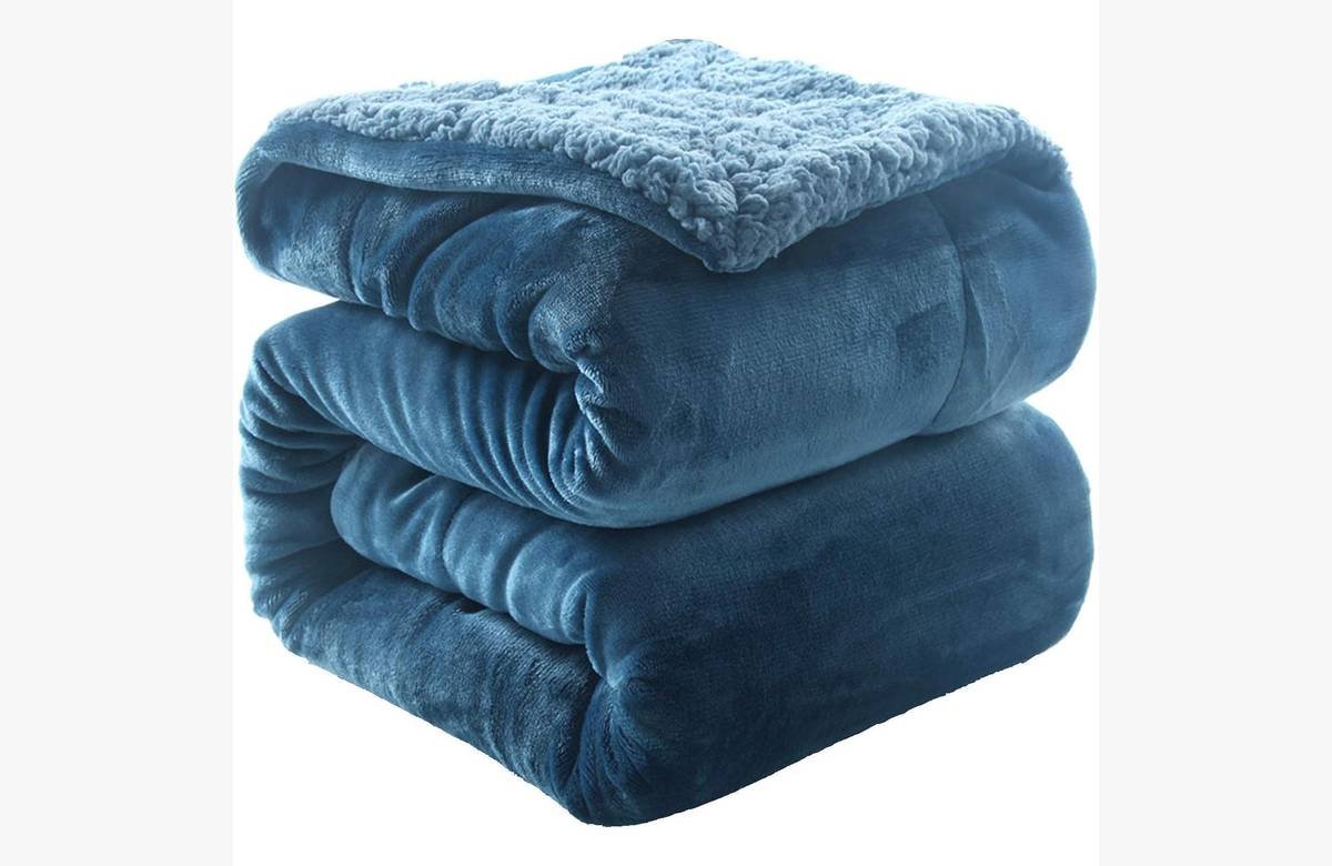 ¡Consigue el máximo confort y estilo para el invierno con nuestras Mantas de borrego de terciopelo! ¡Ahorra con nuestro descuento imperdible y disfruta de una garantía de 2 años!