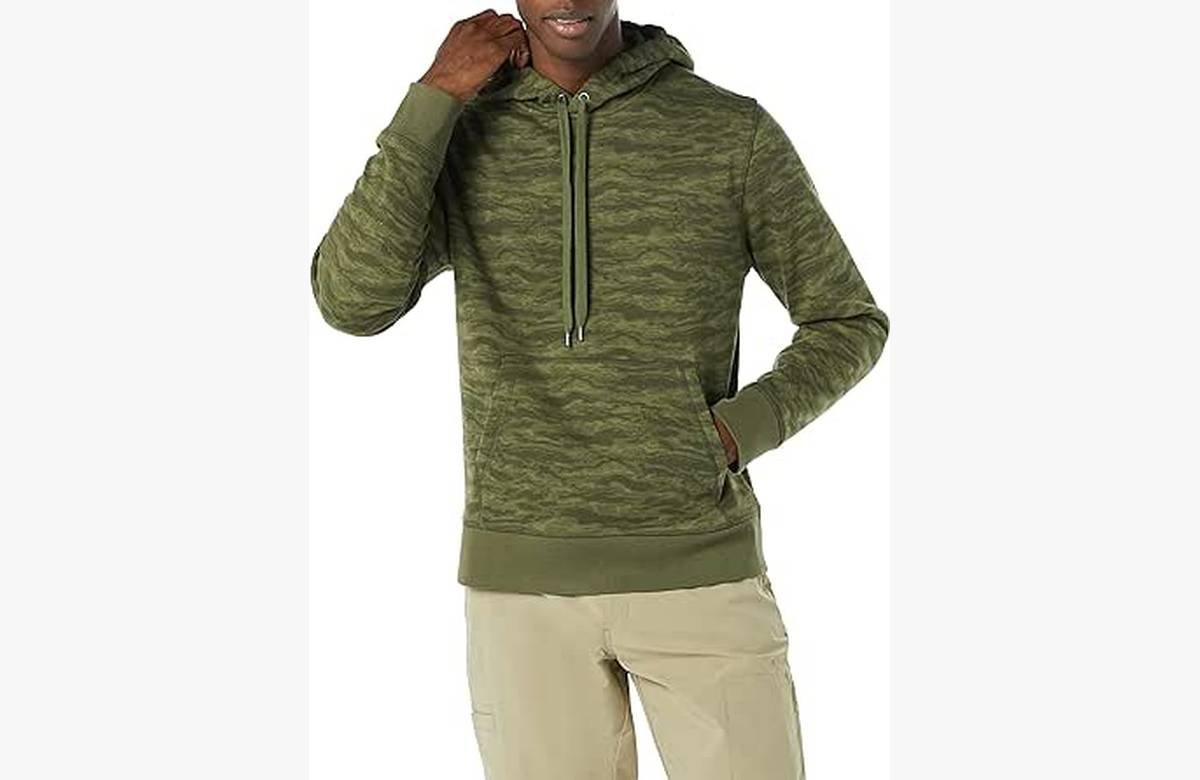 ¡Aprovecha el descuento exclusivo en sudaderas de forro polar para hombres en todas las tallas y colores!