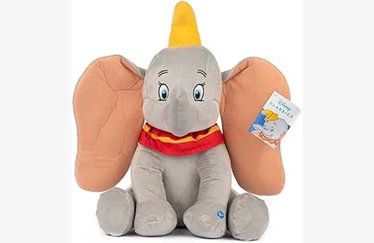 ¡Descubre la magia de Dumbo en casa con este peluche Disney! ¡Acaricia su textura suave y disfruta de su divertido sonido! ¡El regalo ideal para todas las edades! ¡Aprovecha esta oferta limitada antes de que vuele!