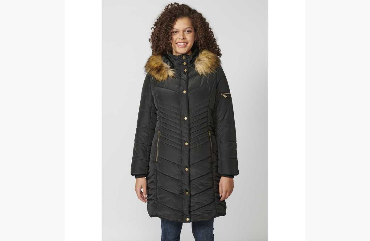 La chaqueta Koroshi: el must-have para combatir el frío este invierno. ¡Atrévete a lucir estilo y calidez!