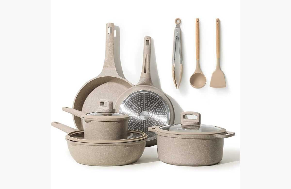 Lleva tus habilidades culinarias al siguiente nivel con la batería de cocina CAROTE y sus sartenes antiadherentes. ¡Aprovecha esta oferta única!