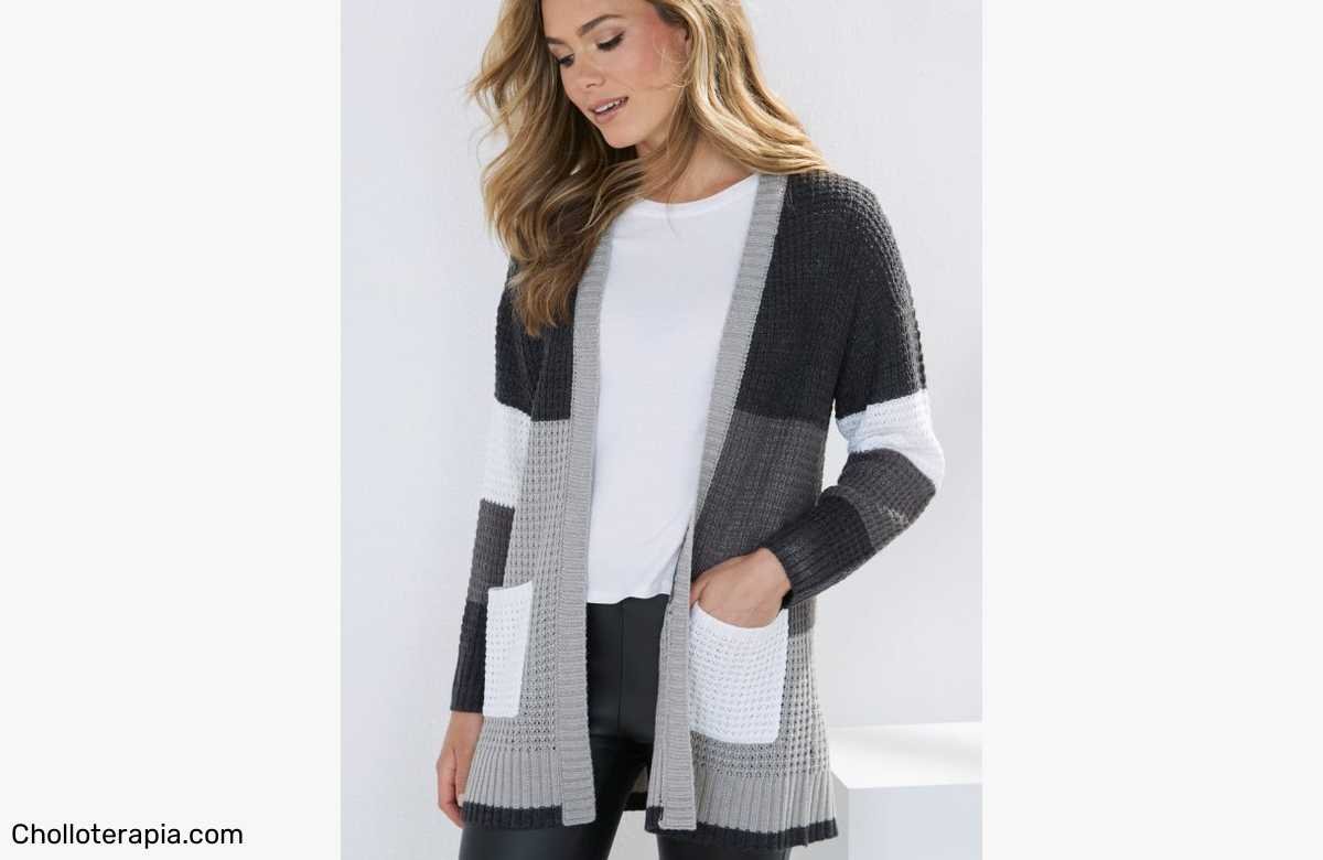 ¡Chaqueta de rayas tricot con bolsillos: el must-have de la temporada a precio irresistible!