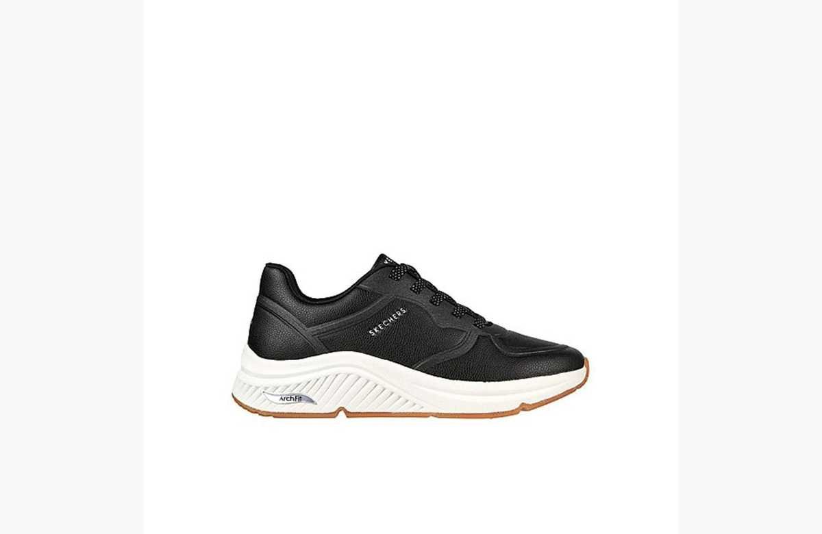 ¡Arrasa con estilo! Zapatillas negras Skechers para mujeres con un descuento de locura