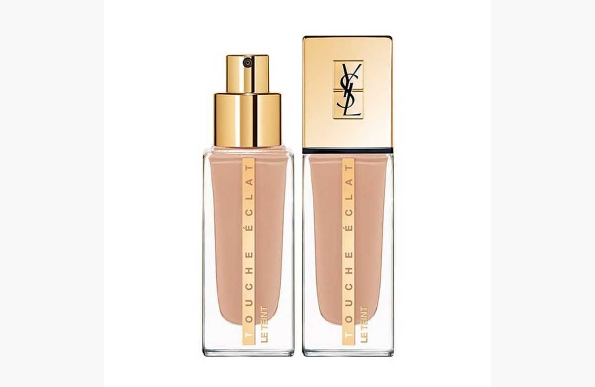 Arrasa con tu belleza usando el maquillaje Yves Saint Laurent ¡Atrévete a deslumbrar con Touche Éclat Le Teint!