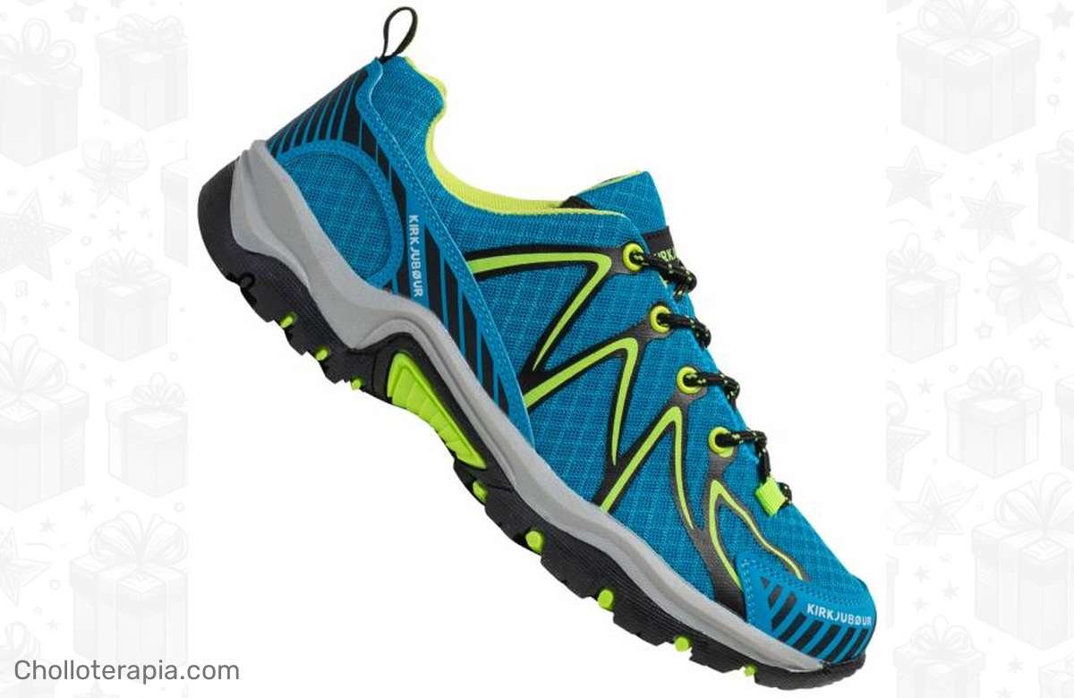 ¡Deslízate por la montaña con estilo y ahorra con las zapatillas de trekking turquesa de KIRKJUBØUR®!