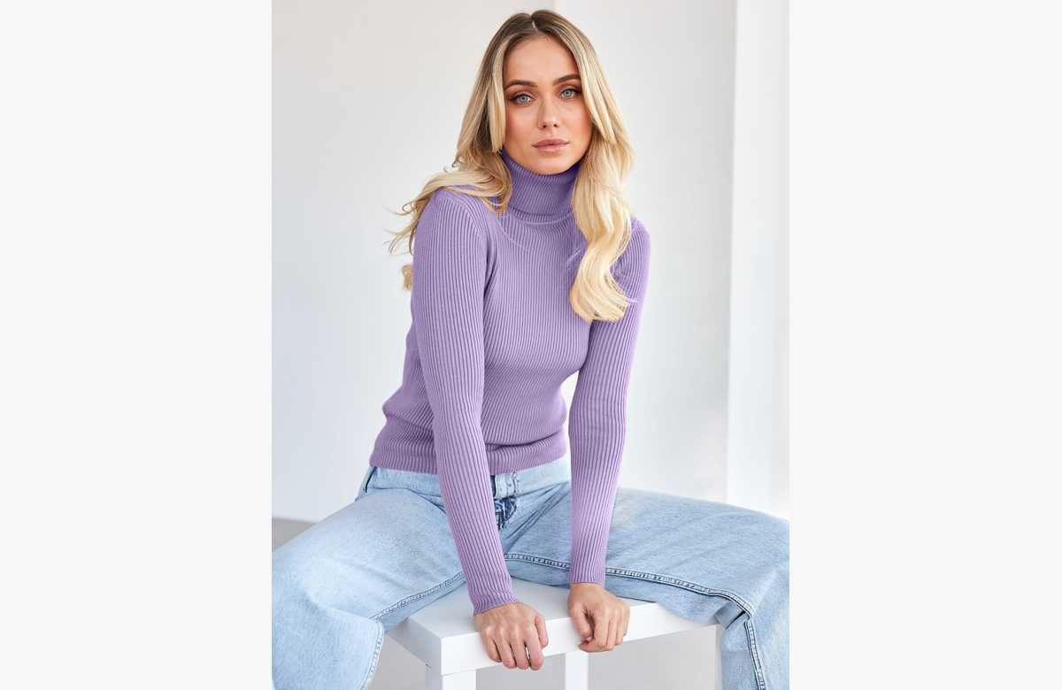 ¡Arrópate este invierno con estilo! ¡Consigue un jersey básico de cuello alto a precio de locura!