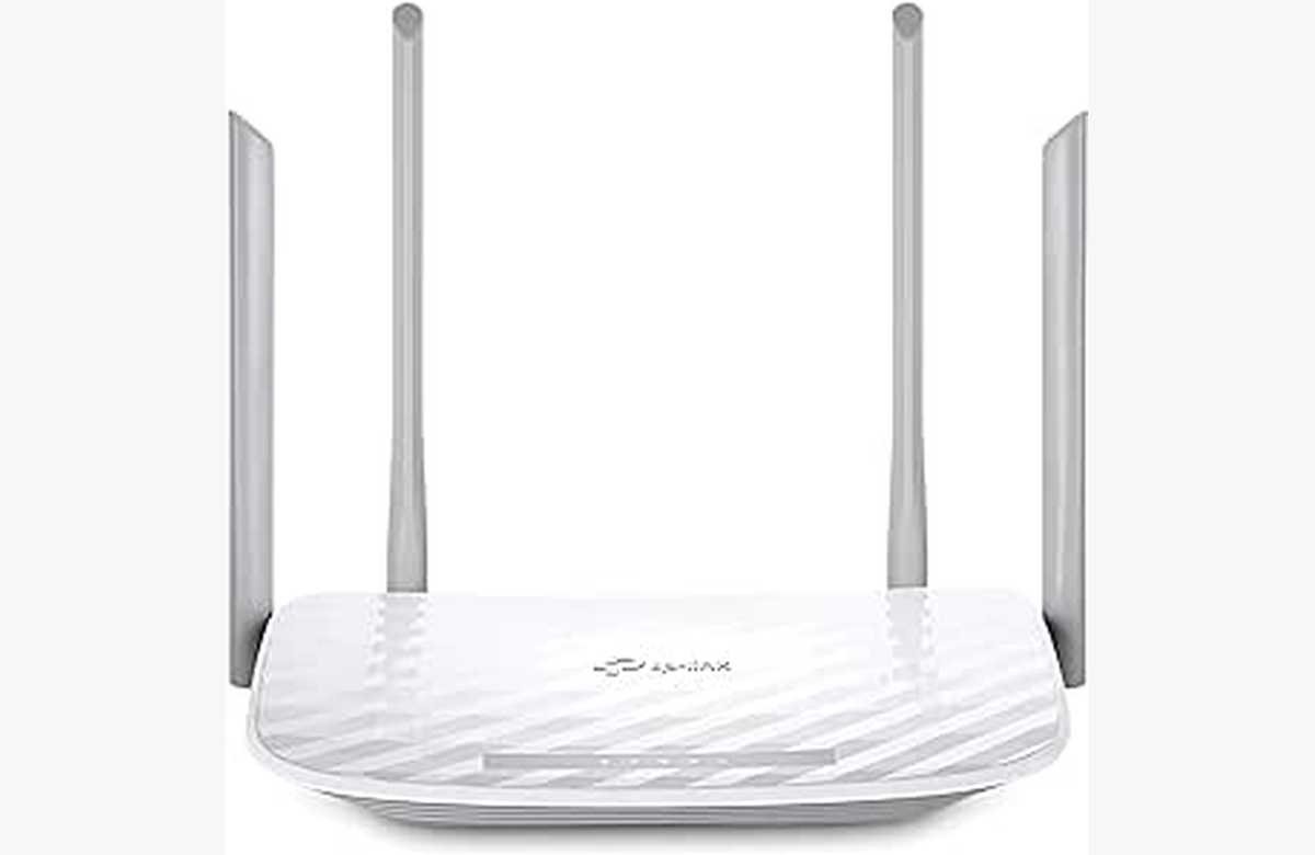 ¡Conéctate a la velocidad del rayo! Router wifi TP-Link Archer C50: doble banda 1200 Mbps, antenas externas y puerto de alta velocidad. ¡No te quedes desconectado, aprovecha ya!
