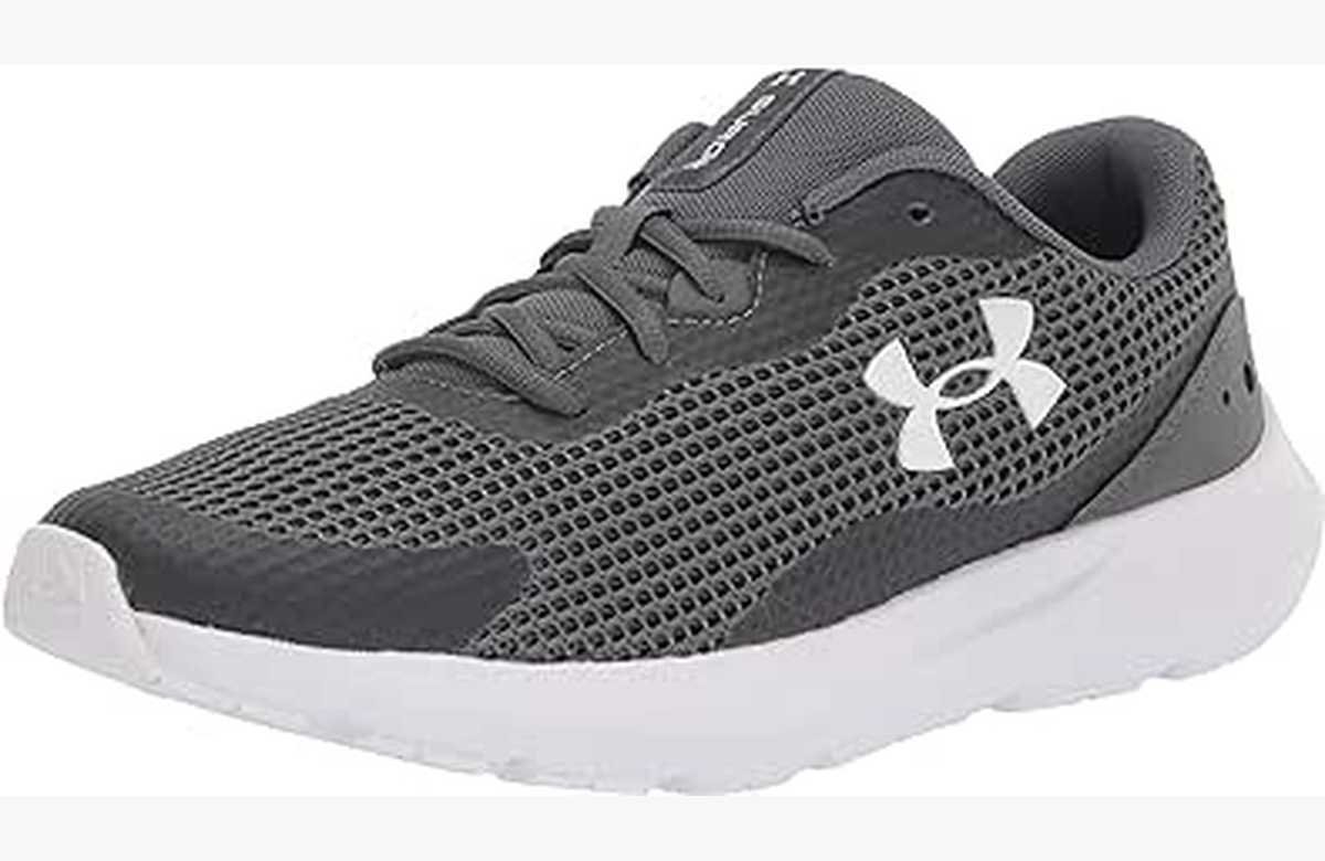 ¡Aprovecha ya! Hazte con tus zapatillas Under Armour Hombres UA Surge 3 al mejor precio