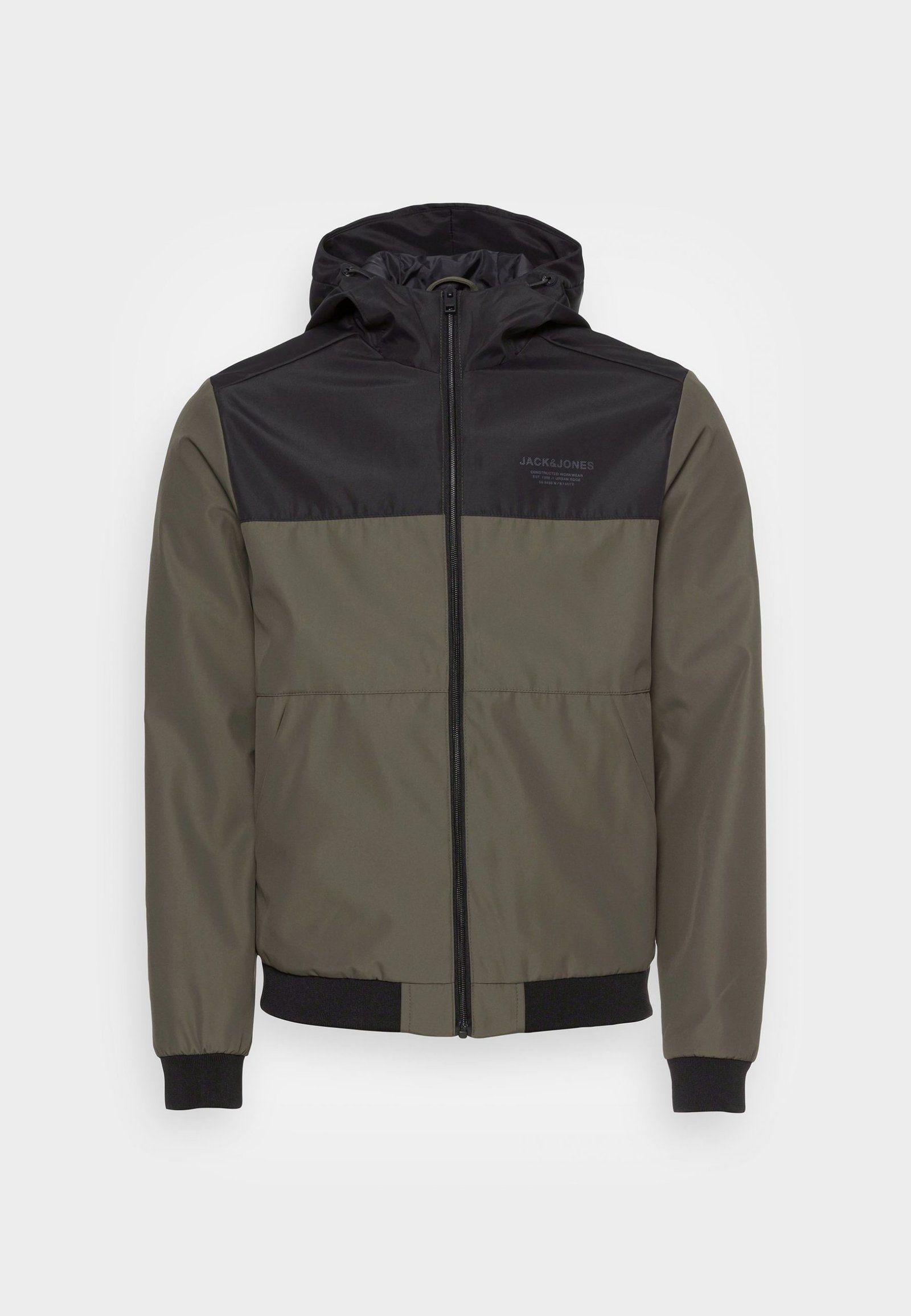 ¡Arrópate con estilo y ahorra con esta chaqueta Jack & Jones Jjeseam en oferta!