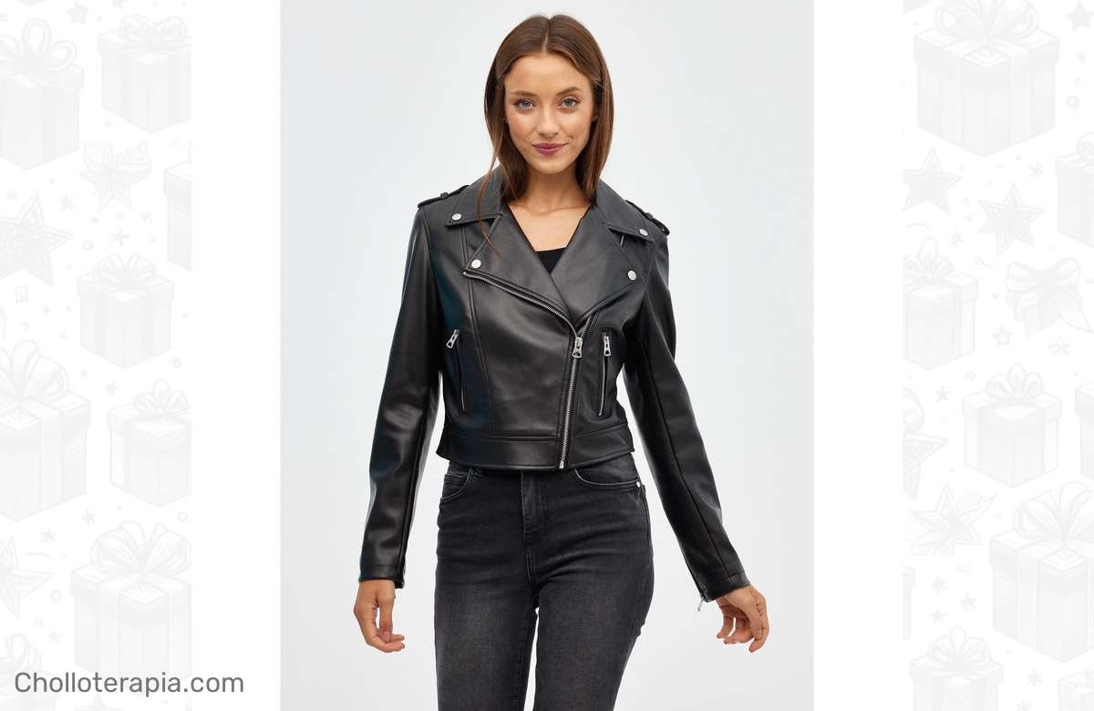 ¡Oferta exclusiva! Cazadora slim de polipiel a precio de locura