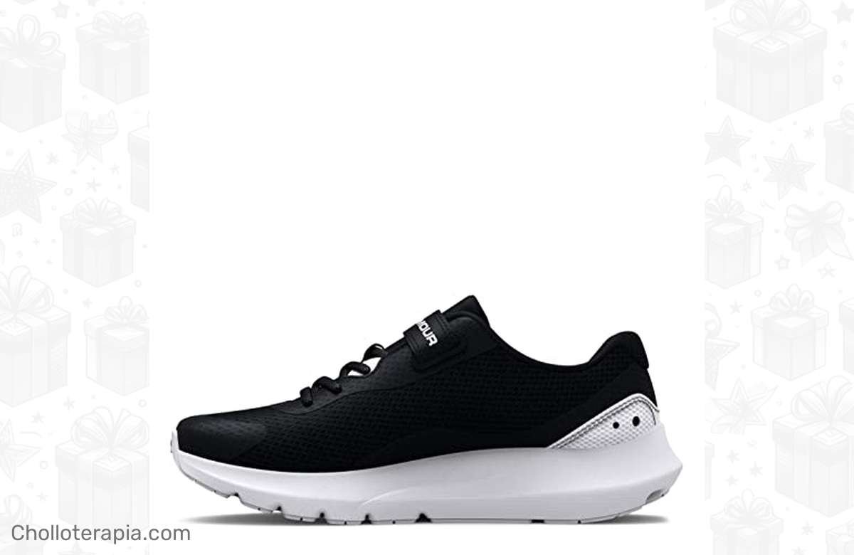 ¡Oferta única! Zapatos Under Armour Surge 3 para niño en negro ¡No te lo pierdas!