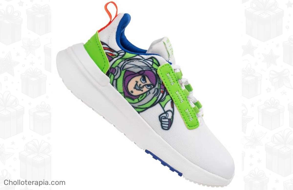 ¡Zapatillas adidas x Disney Toy Story con Buss Lightyears para bebés y niños! Aprovecha esta ganga ahora.