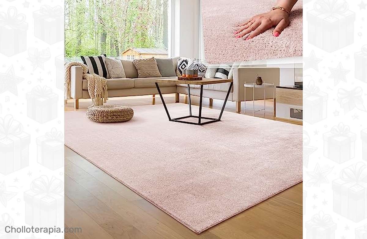 ¡Renueva tu sala de estar con esta alfombra rosa de ensueño de Paco Home!