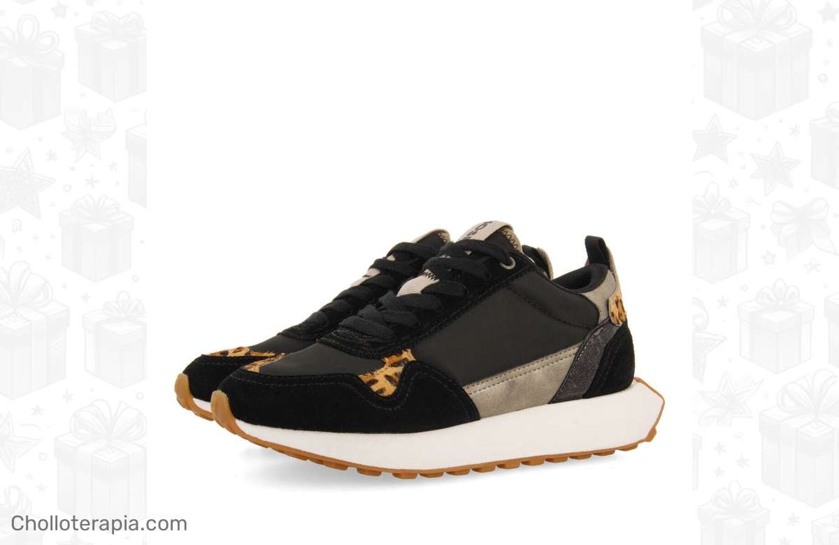 ¡No te quedes sin tus zapatillas retro negras con print animal y disfruta del confort y estilo en cada paso!