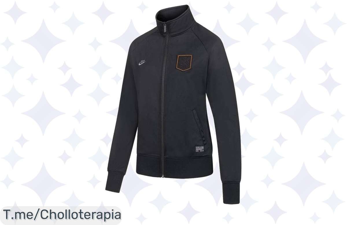 ¡Chaqueta Nike Países Bajos para mujer con un descuentazo que no puedes dejar pasar!