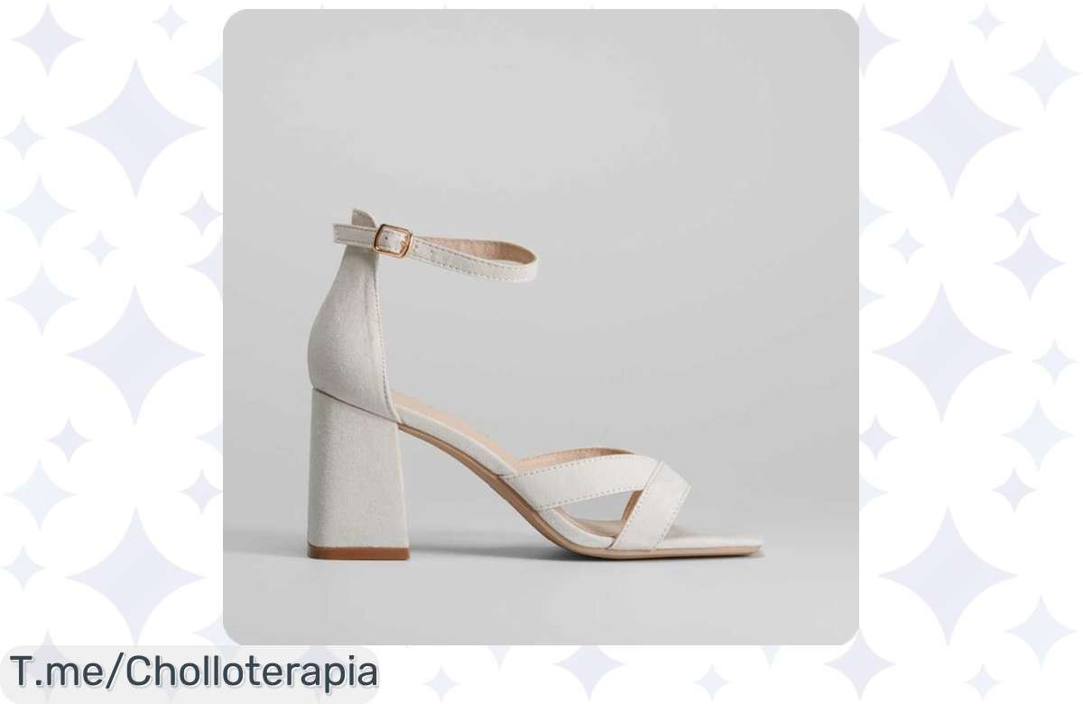 – ¡Sandalia blanca tacón PICCOLA PIU – El must-have del verano!
