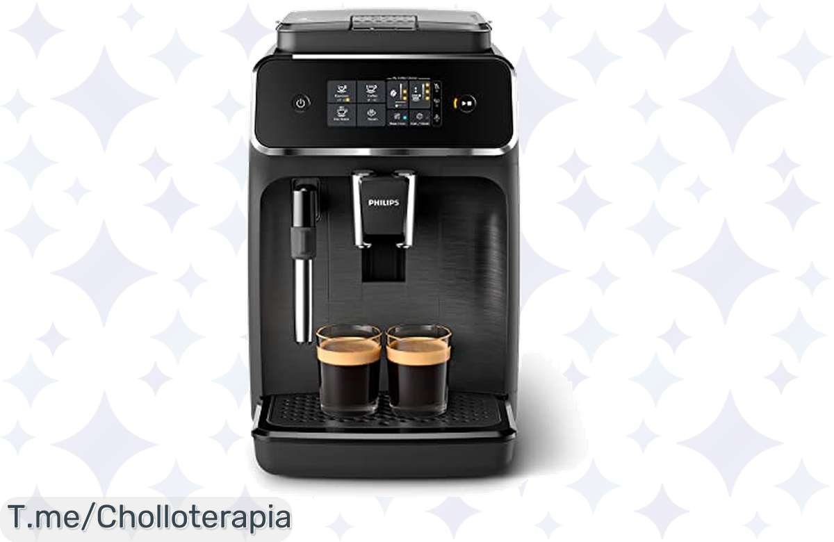 La cafetera Philips Serie 2200: espuma 10/10 y 5000 tazas sin descalcificar a precio loco