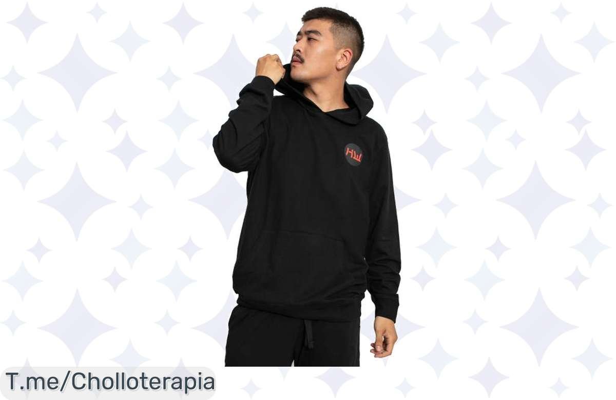 Oferta brutal: Sudadera oversize negra a un precio de locura, ¡cómprala ya!