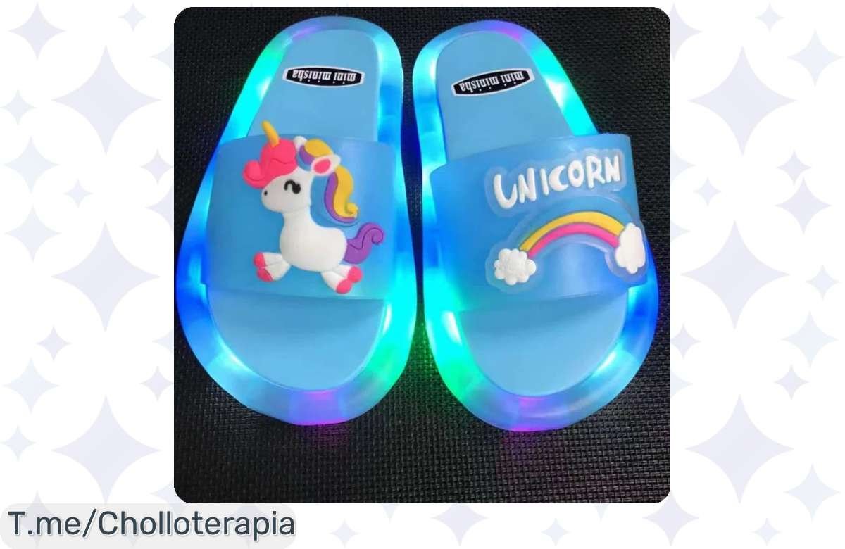 Zapatillas de baño iluminadas para niños: el super chollo que hará brillar sus sonrisas y les dará diversión en cada paso. ¡Aprovecha esta oferta única y compra ya!