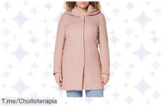 Abrígate Con Estilo: Super Chollo Con Capucha Que Combina Moda Y Confort A Un Precio Loco, ¡Aprovecha Este Ofertón Único Antes De Que Se Agote!