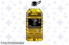 Transforma tus comidas con el aceite de oliva suave La Flor de Málaga: 5 litros de puro sabor a un precio loco ¡No dejes pasar este ofertón, compra ya antes de que se agote!