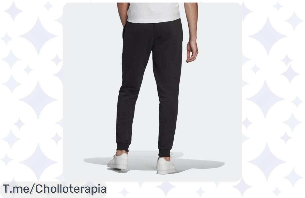 Descubre el ofertón del año: pantalón deportivo Adidas Entrada 22 en negro, comodidad única y libertad total. No dejes pasar este super chollo, ¡compra ya antes que se agote!