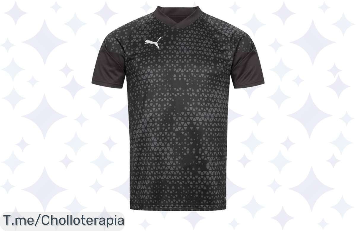 Transforma tu juego con la PUMA teamCUP Training Jersey, un super chollo que destaca en el campo. ¡Aprovecha esta oferta única y compra ya antes de que se agote!