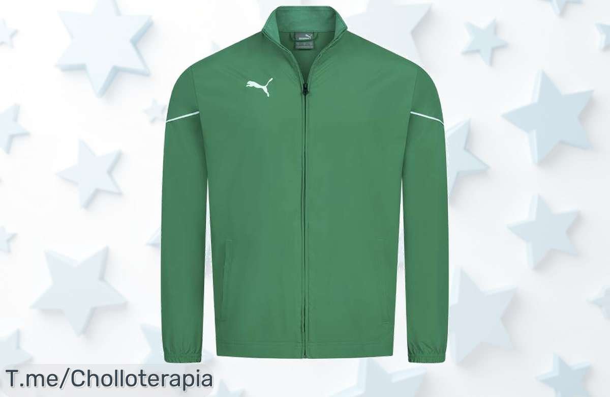 Conquista el estilo y la comodidad con la chaqueta PUMA teamRISE Sideline, un super chollo que te hará brillar en cada partido. ¡Compra ya antes de que se agote!
