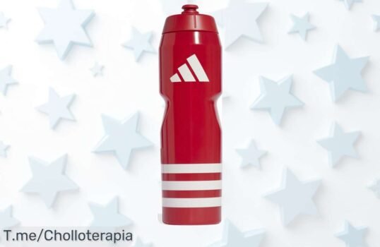 Atrapa este super chollo: botella Adidas TIRO de 750 ml con boquilla retráctil y diseño ergonómico ¡Hidratación a otro nivel en oferta limitada, actúa ya!