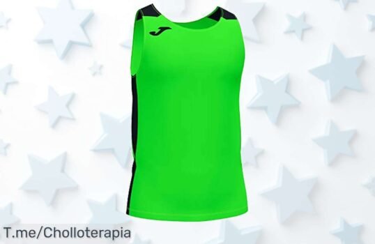 Atrapa la energía del deporte con la Joma Camiseta Tirantes Record II, ¡super chollo en verde flúor y negro que te mantendrá seco mientras brillas! Unidades limitadas, actúa ya