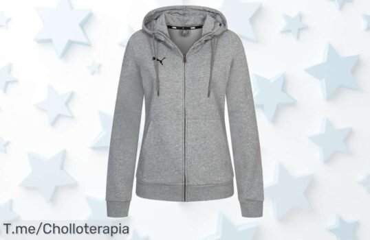 Atrévete a brillar con la chaqueta PUMA teamGOAL Casuals Hooded Mujer, un super chollo que no puedes dejar pasar, ¡compra ya y convierte tus aventuras en estilo!